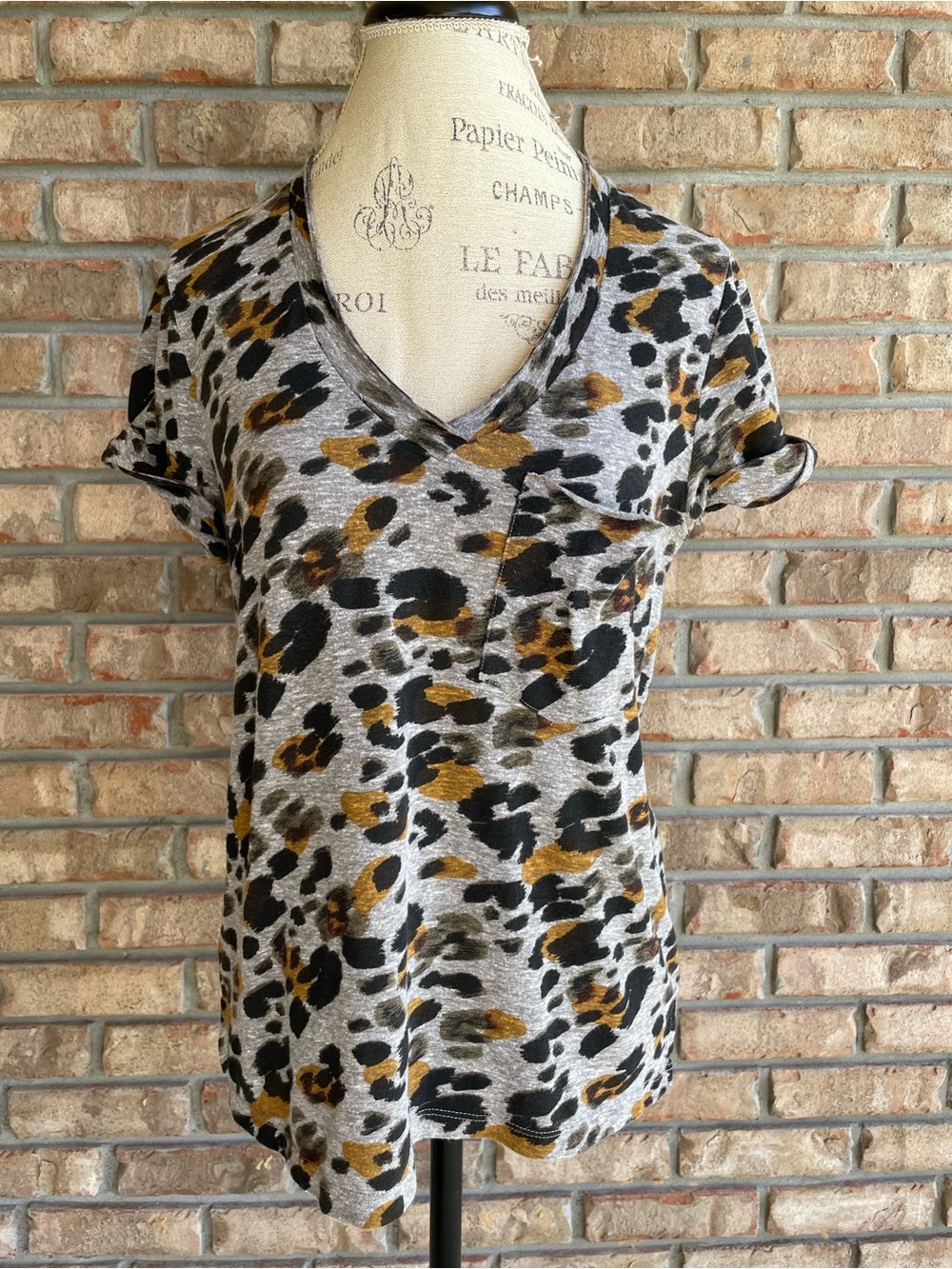 Anthropologie T.La Grey Leopard V-Neck Pocket Tee